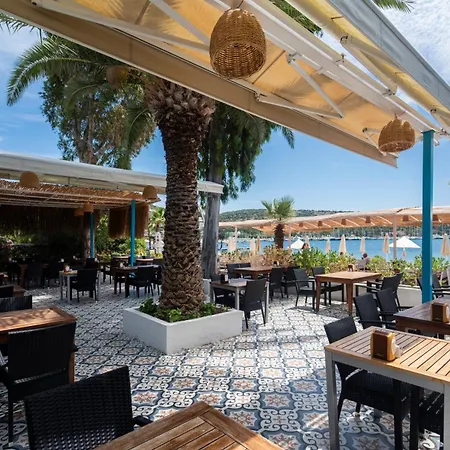 Manuela Boutique 3* Bitez