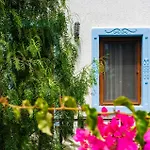 Manuela Boutique Отель
