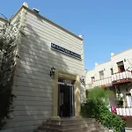 Manuela Boutique 3* Битез
