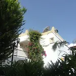 Отель Manuela Boutique