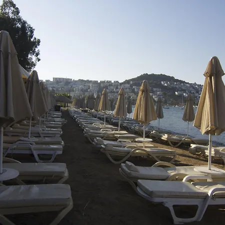 Manuela Boutique Hotel